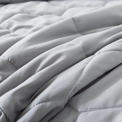 Honeycomb With Piping Down Alternative Duvet Insert - St. James Home 8 Honeycomb With Piping Down Alternative Duvet Insert - St. James Home - Image 6