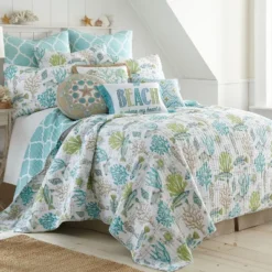 Calafel Quilt And Pillow Sham Set - Levtex Home -Laura Ashley Shop GUEST 6b79e88c 0577 4659 a030 eba2c5e2ef71