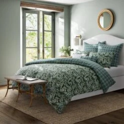 Laura Ashley Bramble Floral 100% Cotton Duvet Cover Bonus Set Green -Laura Ashley Shop GUEST a05852d8 ac9d 468a b728 10a85e0632e8