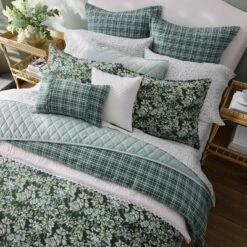 Laura Ashley Bramble Floral 100% Cotton Duvet Cover Bonus Set Green -Laura Ashley Shop GUEST a23c6966 0f84 4d1b 8caa 7b3e86724b2d