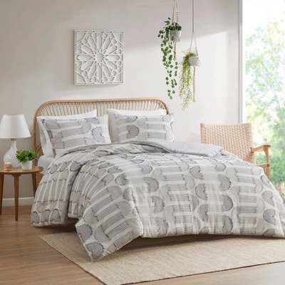 Intelligent Design Esther Clip Jacquard Duvet Cover Set Gray 9 Intelligent Design Esther Clip Jacquard Duvet Cover Set Gray - Image 7
